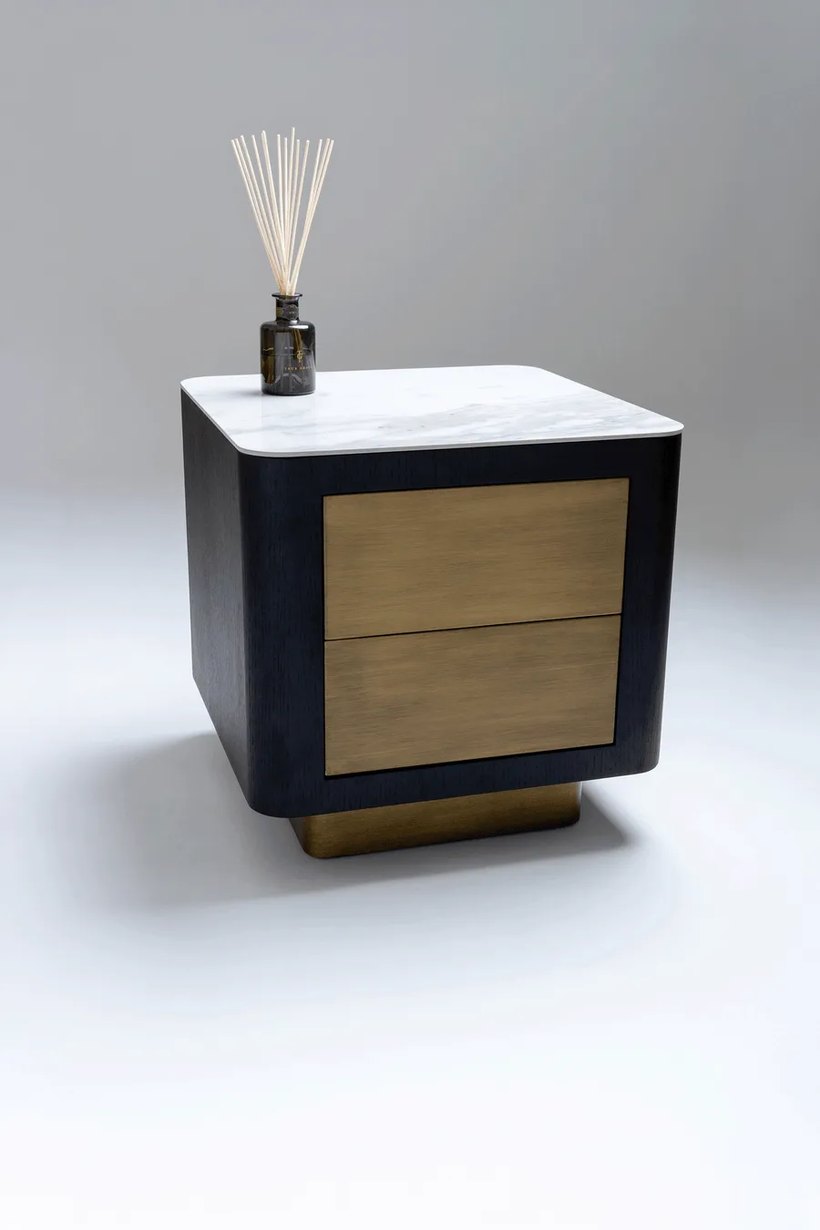 Talisman Square Lamp Table by NOVOMERA
